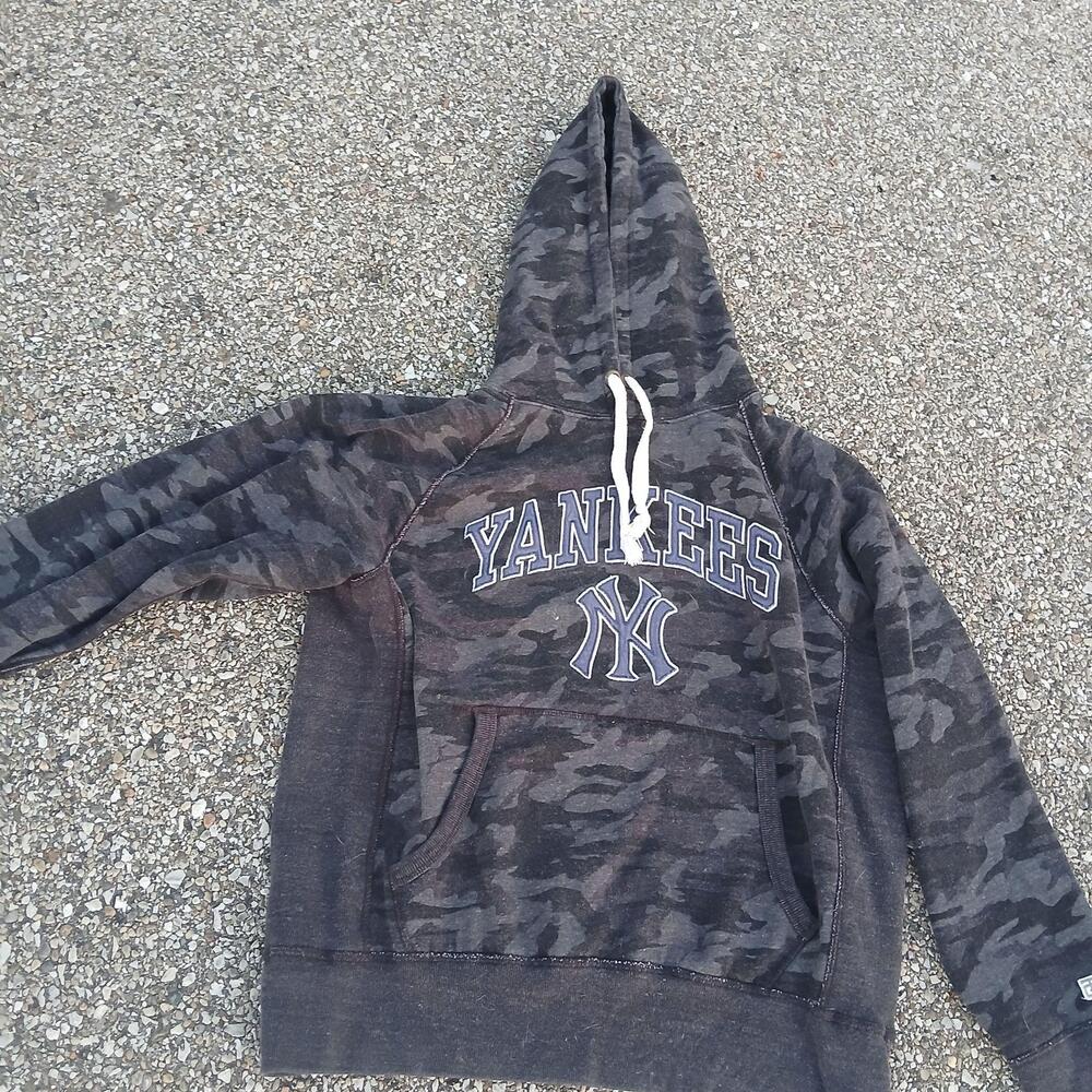 New York Yankees Hoodie Mens Medium Gray MLB Baseball Camo Pullover Tailgate